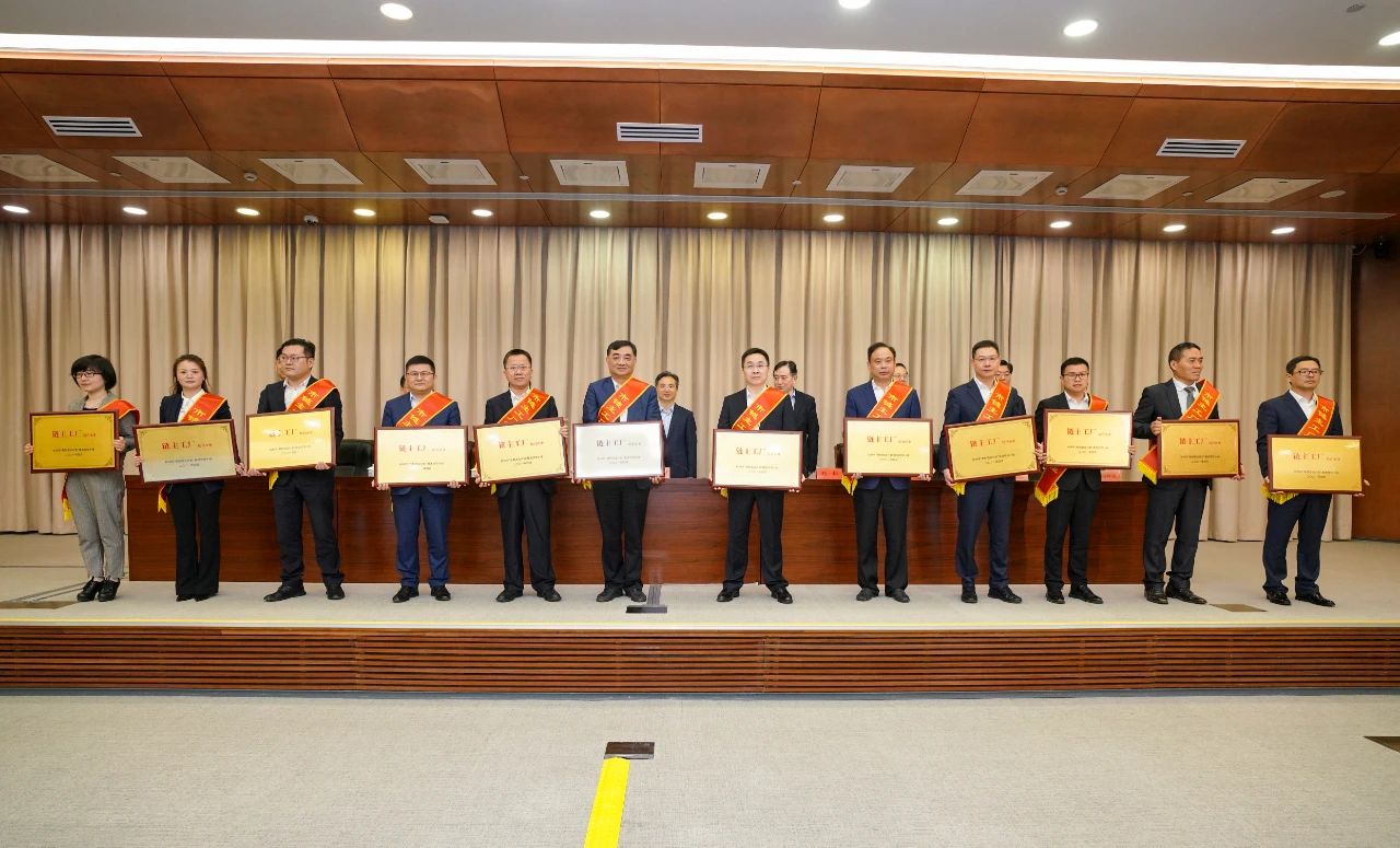 1619787739151448bxvP.jpg 1619787739151448bxvP.jpg